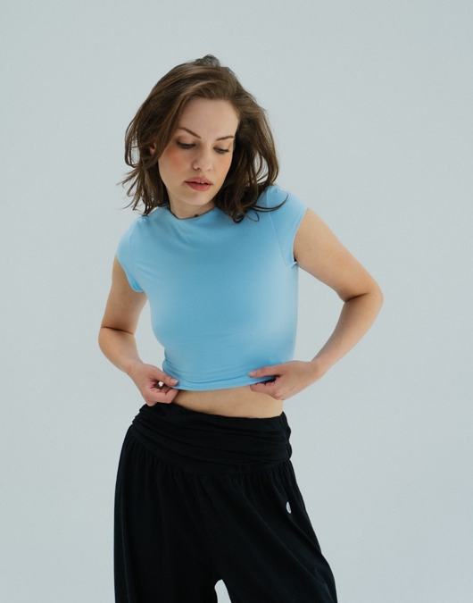 Image of Pakamera Koszulka sportowa do jogi MUST-HAVE - maya blue