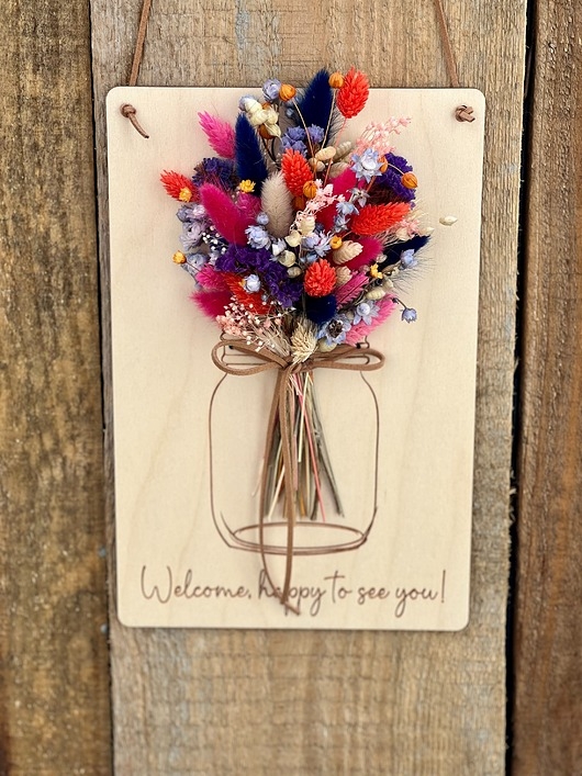 Image of Suszone kwiaty na prezent, bukiet na drewnie, zawieszka