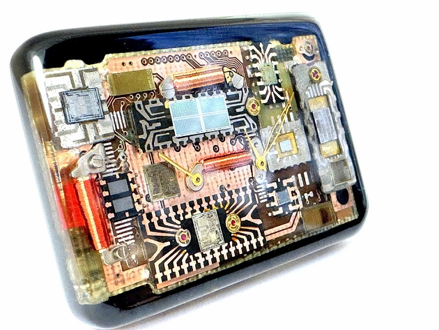 Image of Pakamera Broszka - Lost In Time VI - 3D - unikat