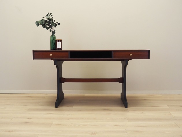 Image of Pakamera Biurko mahoniowe, włoski design, lata 60, produkcja: Włochy
