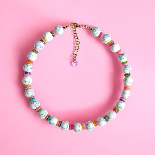 Image of Pakamera HOT TREND 2025 : naszyjnik : summer collection : howlit 12mm, kolorowa muszla