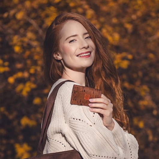 Image of Pakamera Etui, wizytownik na karty z korka - brązowy