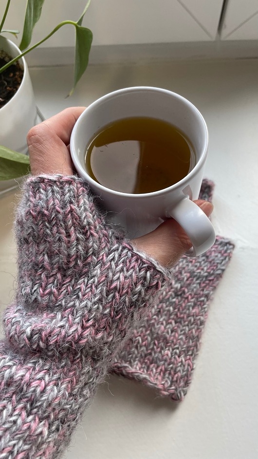 Image of Pakamera Proste mitenki bezszwowe unisex dziergane Nina