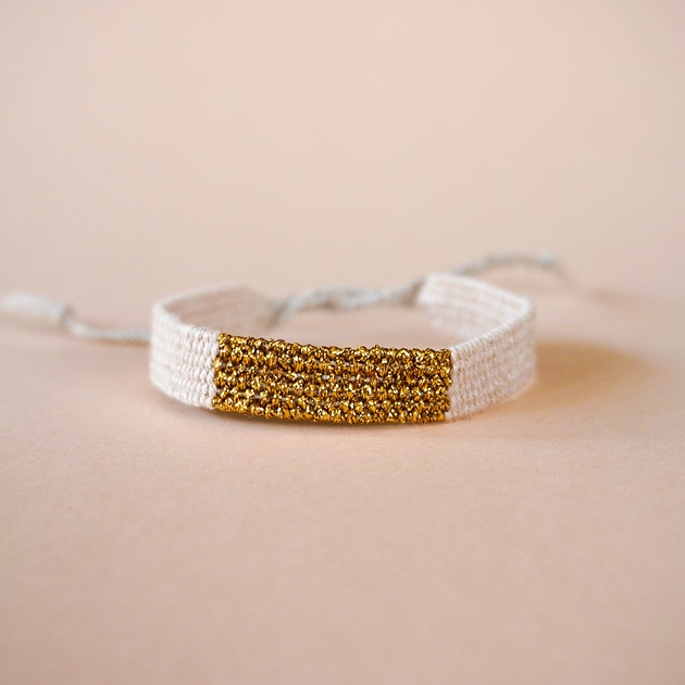 Image of Pakamera Bransoletka tkana handmade, na sznurku - beż