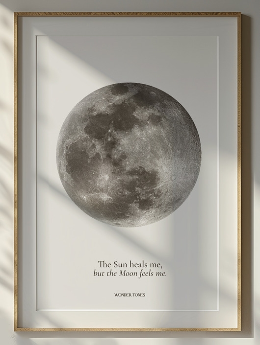 Image of Plakat Moon 50x70cm Beige