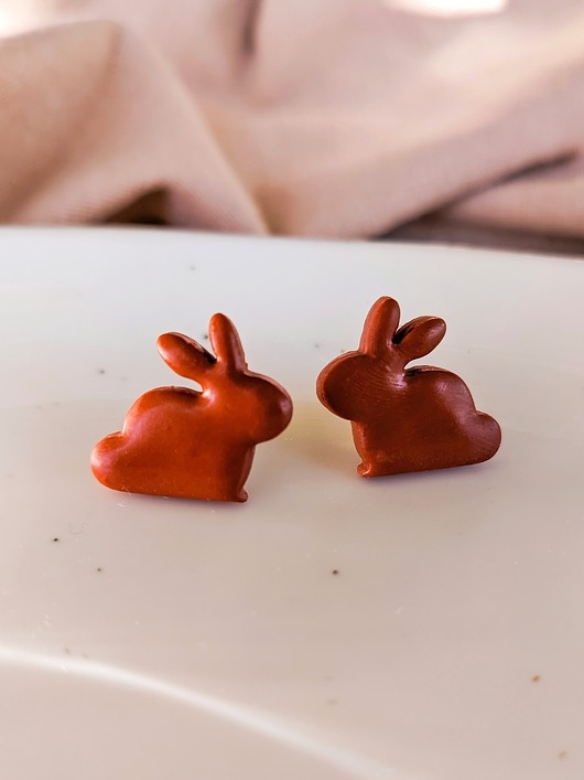 Image of Kolczyki sztyfty z rudym króliczkiem, prezent dla właścicielki króliczka