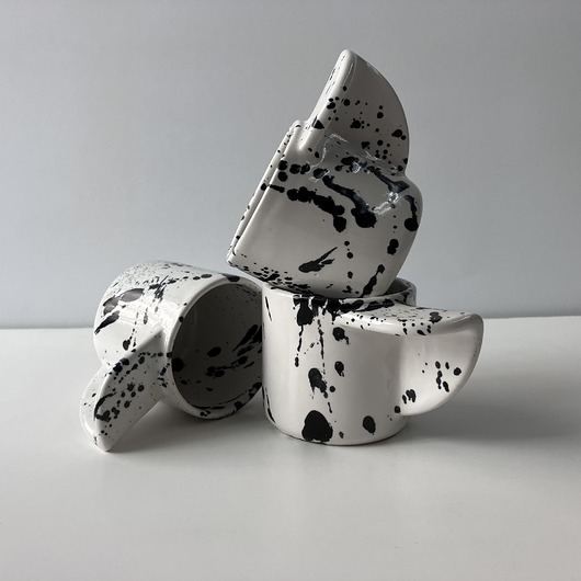 Image of Pakamera Kubek #06 /white and black, 100ml/ z serii Architecture