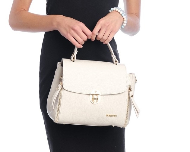 Image of Pakamera Torebka skórzana do ręki lub na ramię - crossbody (7093)