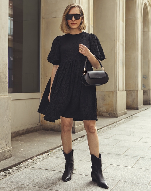 Image of Pakamera Sukienka Lolita black