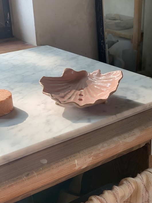 Image of Pakamera Ceramiczna Mydelniczka Handmade Muszelka Muszla Różowa