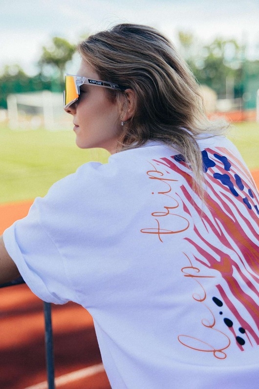 Image of Pakamera T-shirt damski JUICY