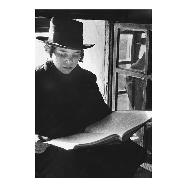 Image of Pakamera Kartka Premium - Roman Vishniac, Chłopiec