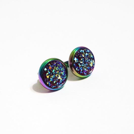 Image of Pakamera Kolekcja Starlight - kolczyki burgund druzy - stal, mini