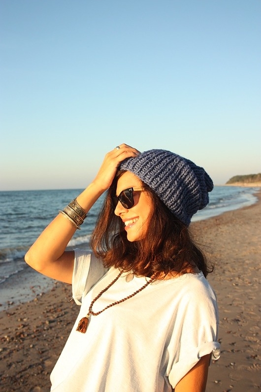 Image of Niebieska czapka beanie handmade z wełną