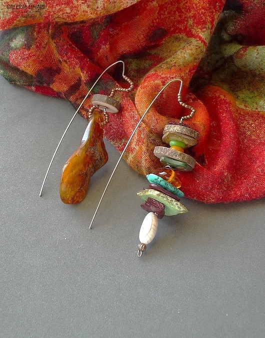 Image of Pakamera Autorskie designerskie zakręcone niezwykłe kolczyki handmade bursztyn