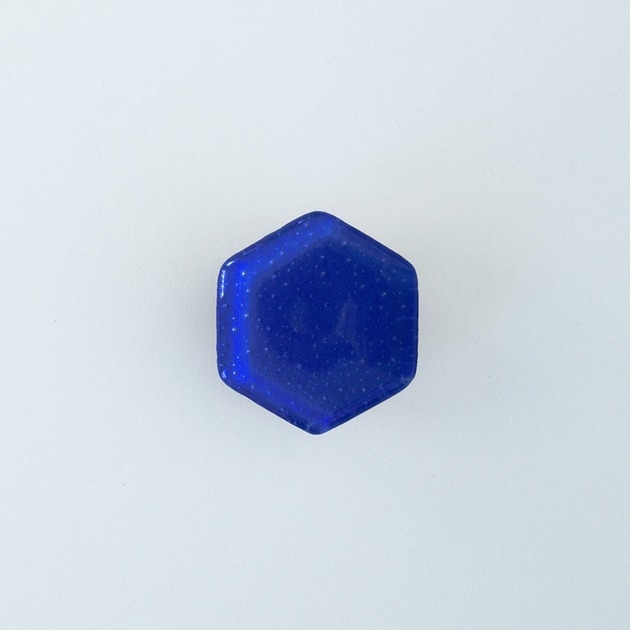 Image of Pakamera Niebieska gałka do mebli sześciokątna, szklana Hexagon - ultramaryna