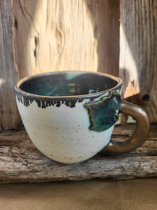 Image of Pakamera Ceramiczny kubek z winoroślą