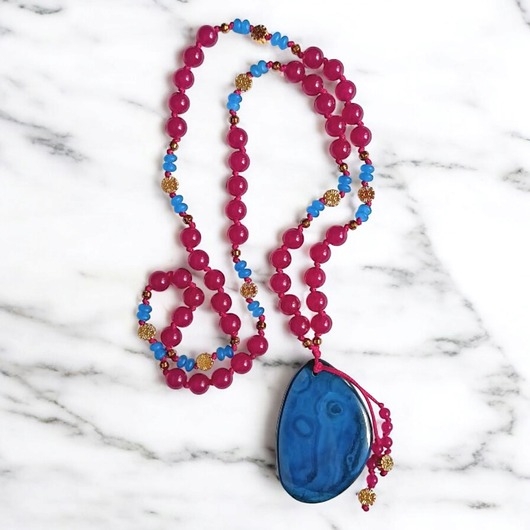 Image of Pakamera UNIKATOWY naszyjnik supełkowany : fuchsia &amp; blue : agat i jadeit