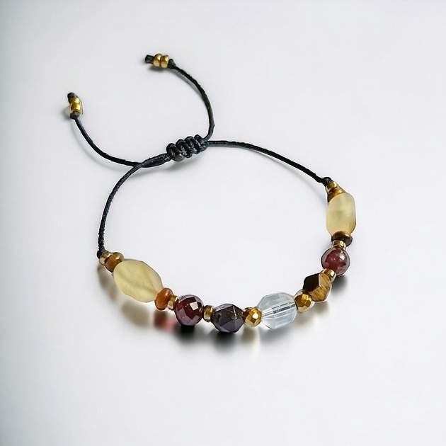 Image of Pakamera LEW - zodiac collection - NEW gold.