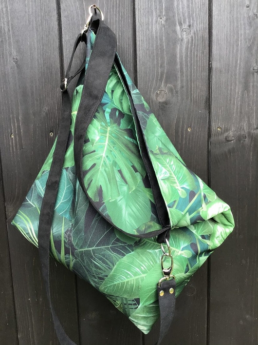 Image of Pakamera Torba hobo XXL - botanica