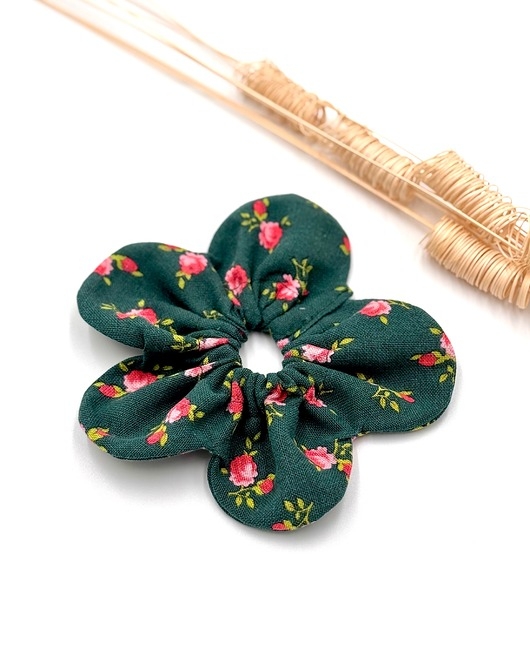 Image of Pakamera Flower Scrunchie Zielona