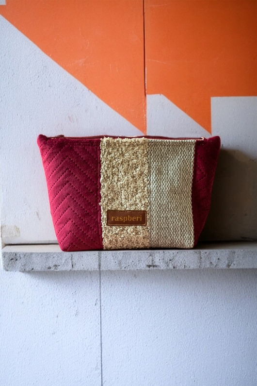 Image of Pakamera Bordowo-beżowa kosmetyczka MAXI patchwork