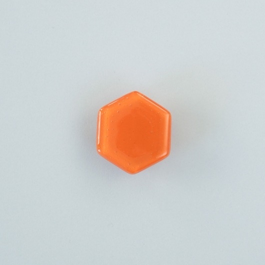 Image of Pakamera Pomarańczowa gałka do mebli sześciokątna, szklana Hexagon