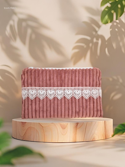 Image of Pakamera Kosmetyczka organizer do torebki sztruks z koronką KW021