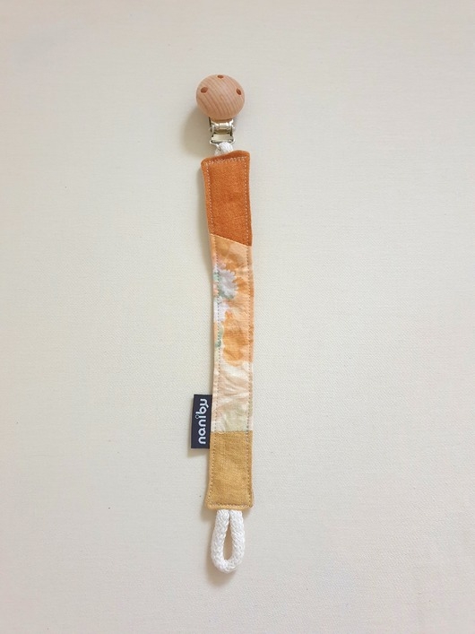 Image of Pakamera Zawieszka do smoczka z drewnianym klipsem 07