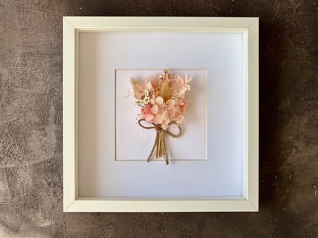 Image of Bukiecik suszonych kwiatów w ramce, prezent na Dzień Matki