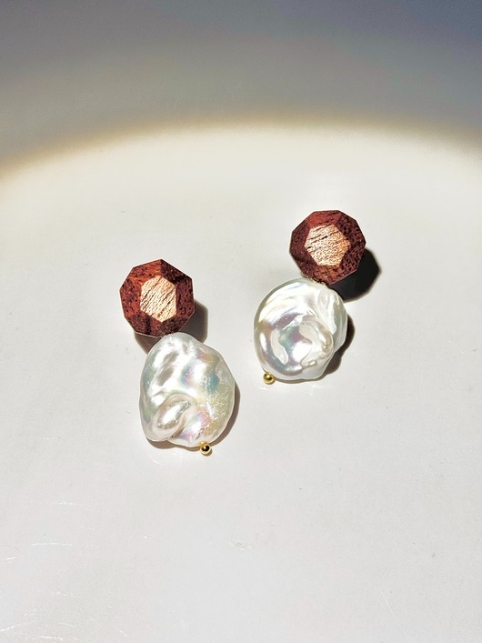 Image of Pakamera Kolczyki Natural Pearl Spell