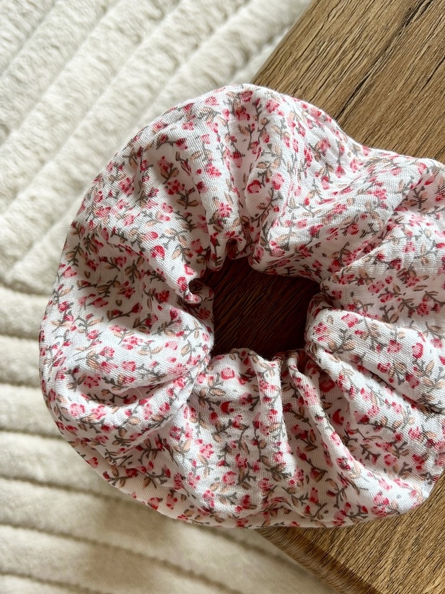Image of Pakamera Roses Of Red / gumka do włosów zero waste