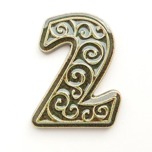 Image of Pakamera Numer mieszkania, cyfra 2, zielonobrązowa