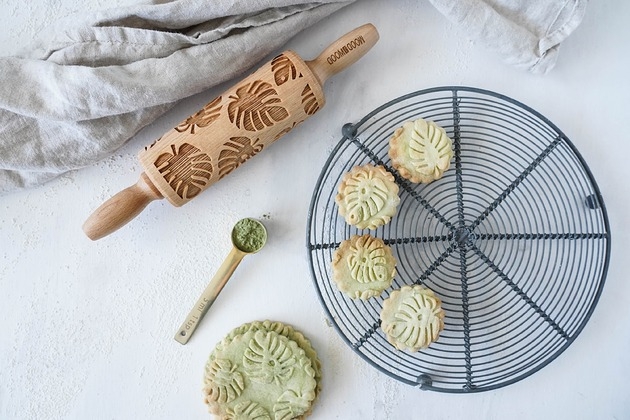 Image of Pakamera MONSTERA - mini grawerowany wałek do ciasta