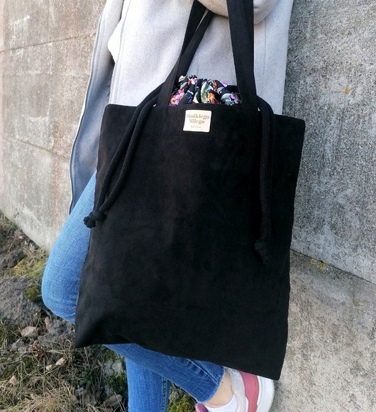 Image of Pakamera Torba HANA Dark Blooming Garden-duża czarna torba z kominem z nubuku