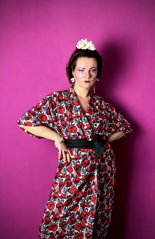 Image of Pakamera KIMONO czerwone / szlafrok ślubny/ sukienka, autorski wzór maki 100% wiskoza