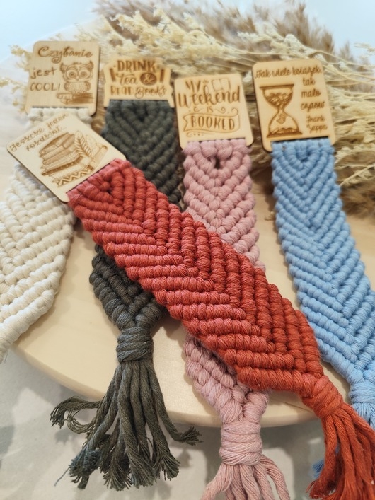 Image of Pakamera Zakładka do książek handmade makrama
