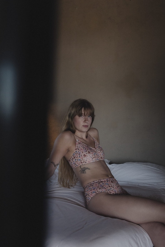 Image of Pakamera Bralette silent meadow browned butter