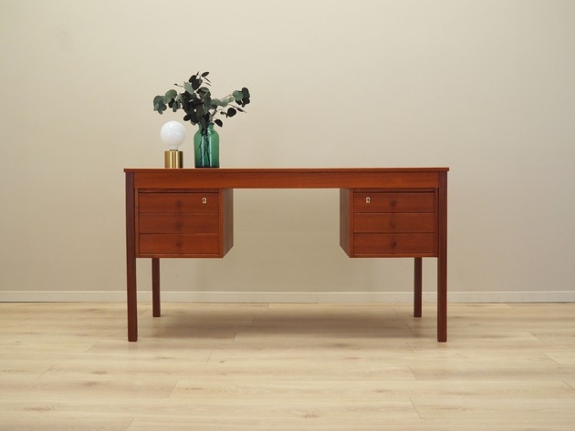 Image of Pakamera Biurko tekowe, duński design, lata 70, produkcja: Dania