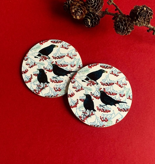Image of Pakamera Podkładki pod kubek- Kosy w jarzębinie- Ilustracja- Black birds