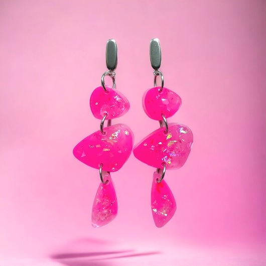 Image of Pakamera BARBIE : UNIKATOWE kolczyki z żywicy VI