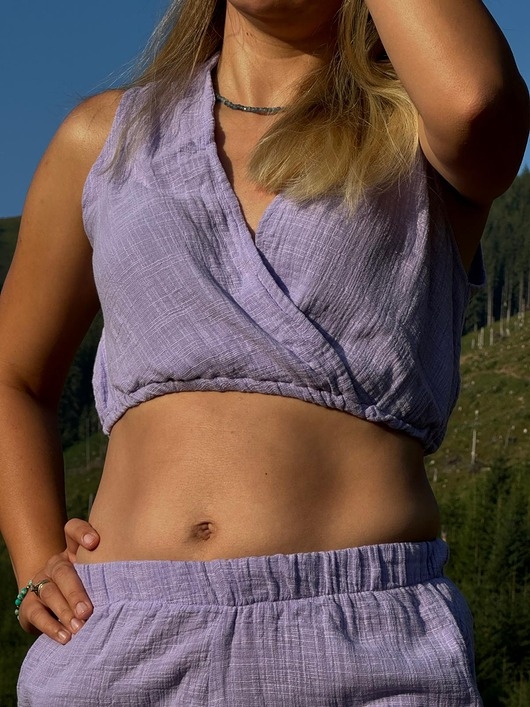 Image of Pakamera Fioletowy top BOHO z lnianego muslinu