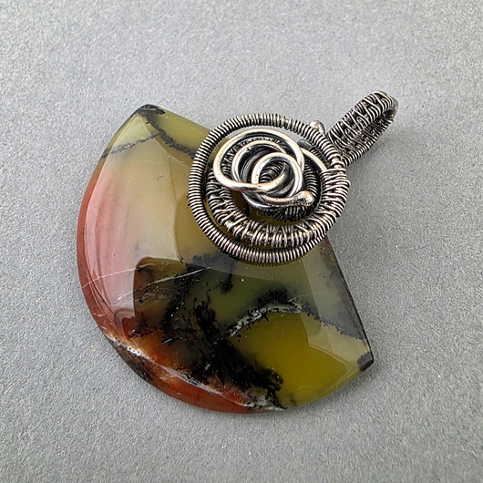 Image of Pakamera Olleandra - opal w oksydowanym srebrze, wire-wrapping
