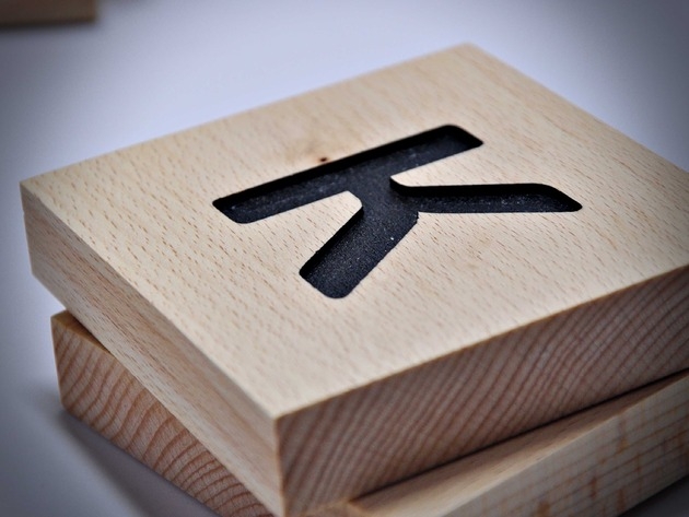 Image of Pakamera Litery typu scrabble, z drewna, drewniana krzyżówka