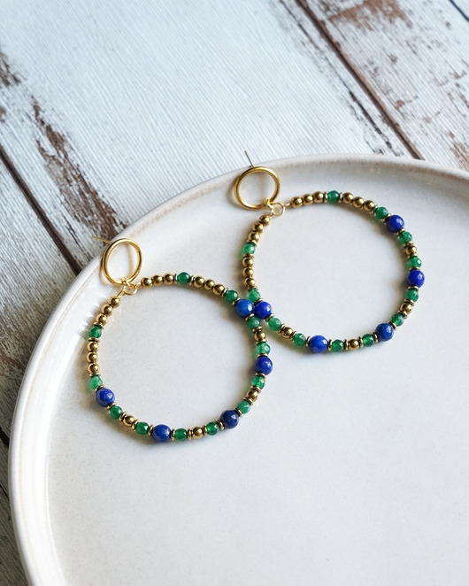 Image of Pakamera Kolorowe kolczyki boho: duże koła z jadeitem