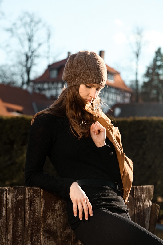 Image of Jasno brązowa lekka czapka beret