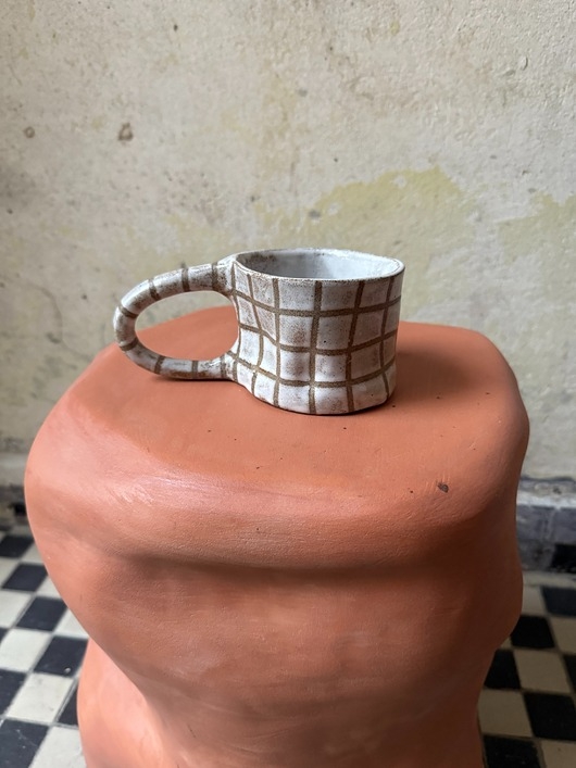 Image of Pakamera Kubek Krzywusek Betonowy z uchem 300ml