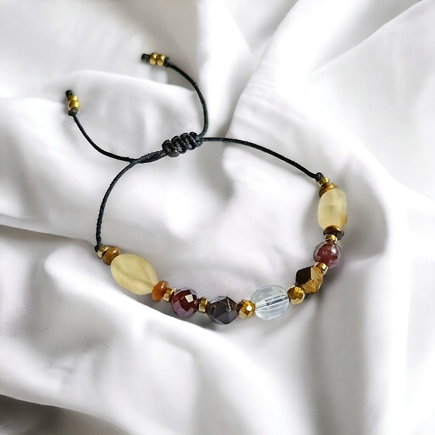 Image of Pakamera LEW - zodiac collection - NEW gold.