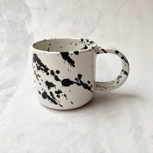 Image of Pakamera Kubeczek #18 /white and black, 300ml/ z serii Architecture