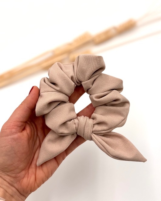 Image of Pakamera Scrunchie/frotka Beż bow